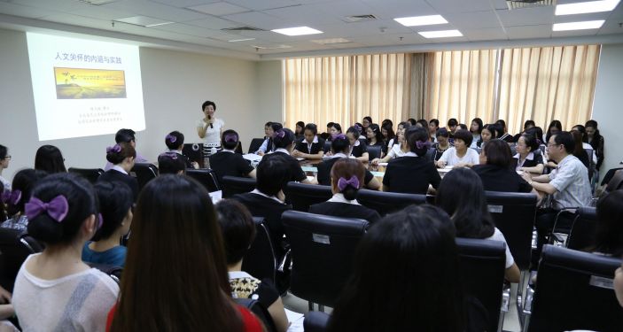 康美醫院特邀台灣榮總醫院 護理部顧問陳玉枝教授來院講學